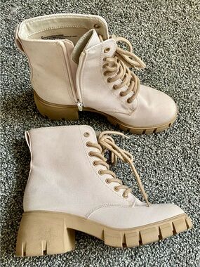 Universal Thread  Lace-Up Lug Combat Boots